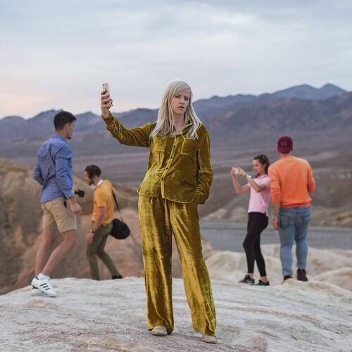 AMBER ARCADES - EUROPEAN HEARTBREAK - RECORD