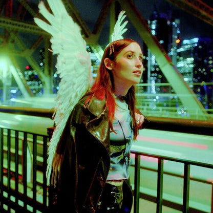 HATCHIE - GIVING THE WORLD AWAY - RECORD