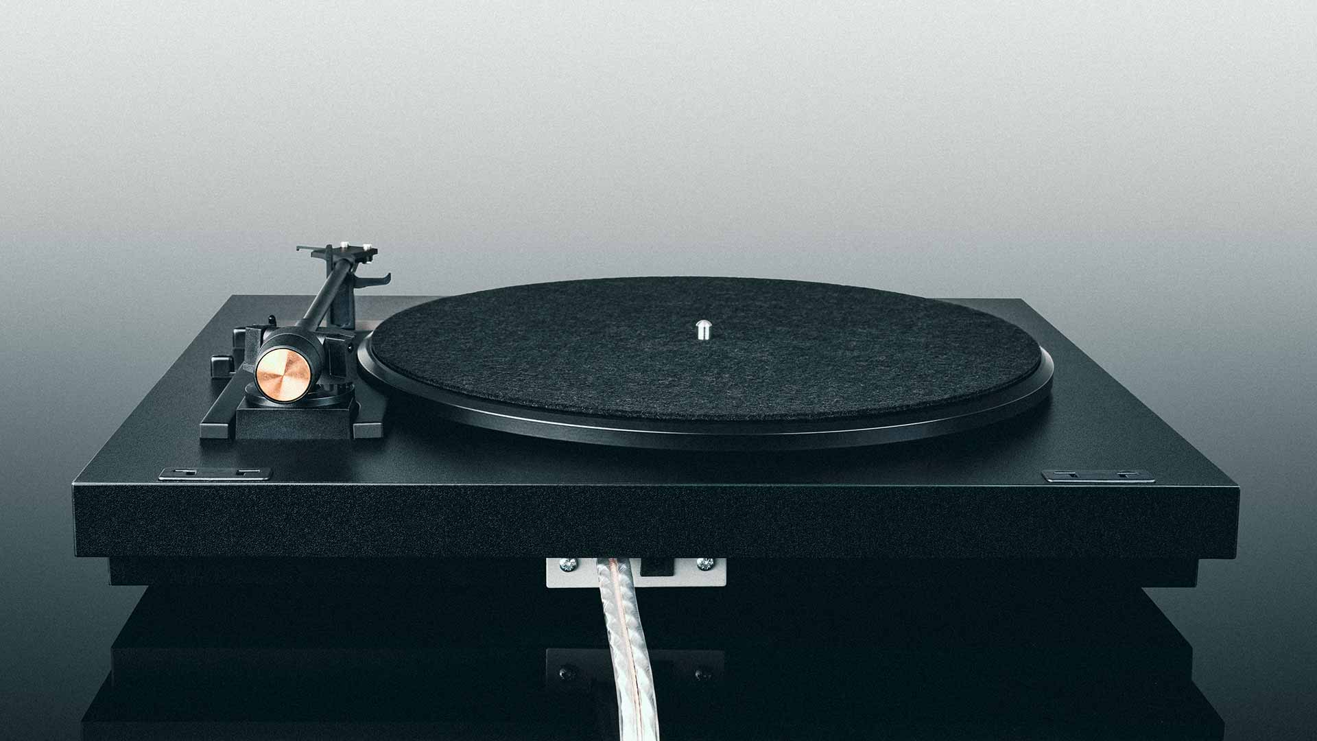 Pro-Ject: A1.2 Automatic Turntable