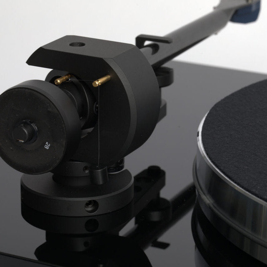Pro-Ject: X8 Evolution Turntable w/ Sumiko Blue Point No. 3 Moving Coil Cartridge